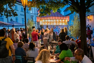 Frog legs and pétanque: Prague's annual French market moves to Troja Castle