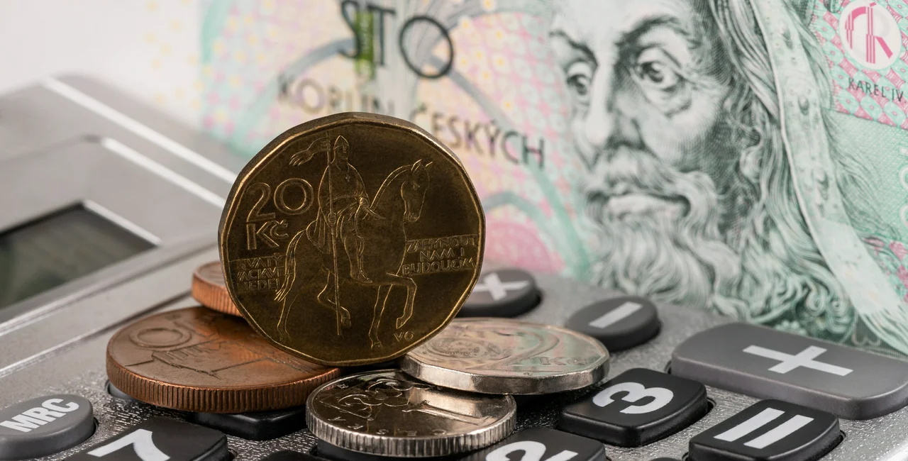 Czech money. Photo: iStock / Max Zolotukhin
