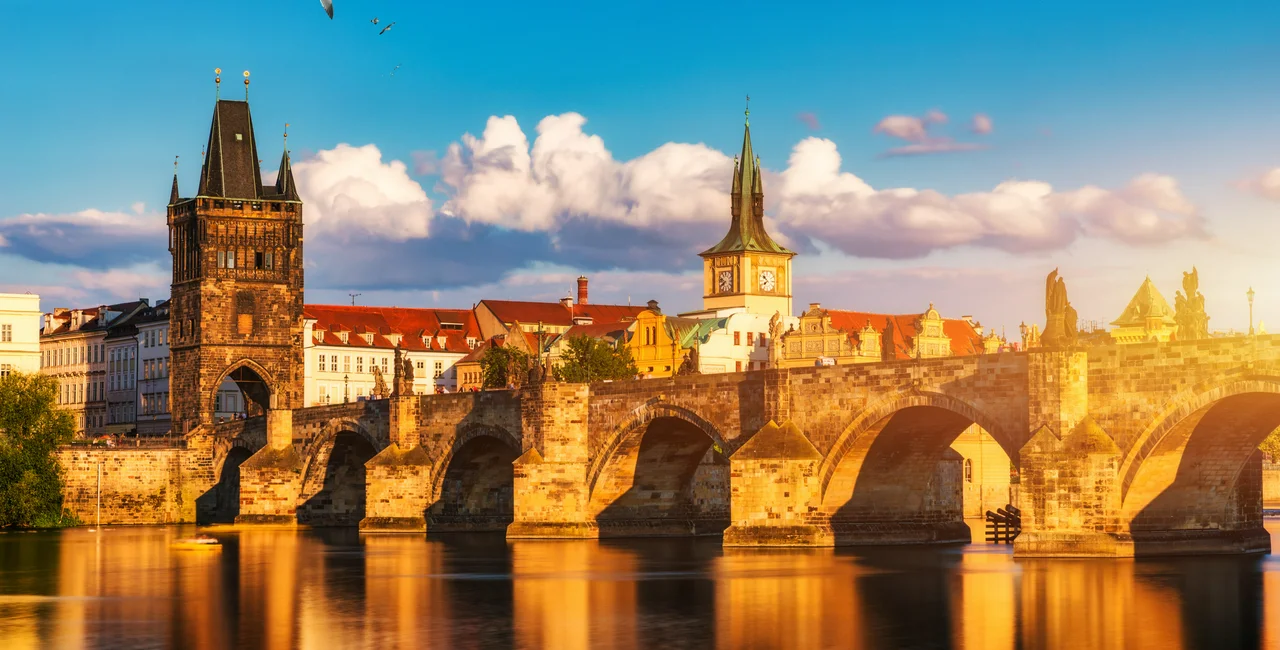 Prague's Charles Bridge (iStock - DaLiu)