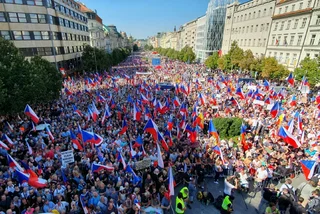 Thousands descend on Prague for this weekend's anti-government protest