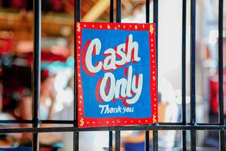 Czech cash comeback? One in four shoppers told they can't use their cards