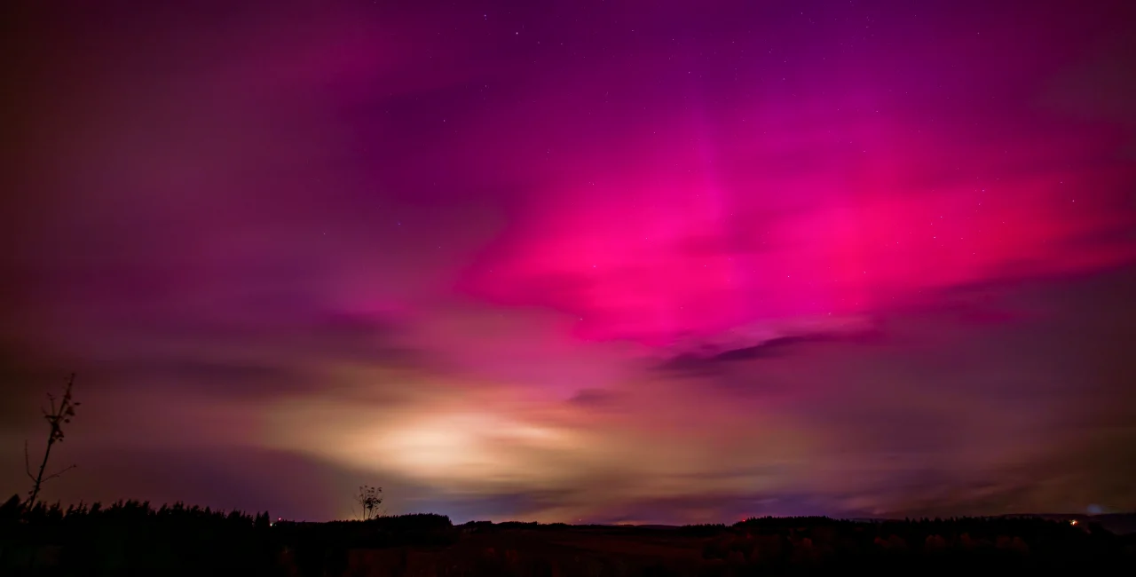 A photo of the lights (X/@RongeLukas)