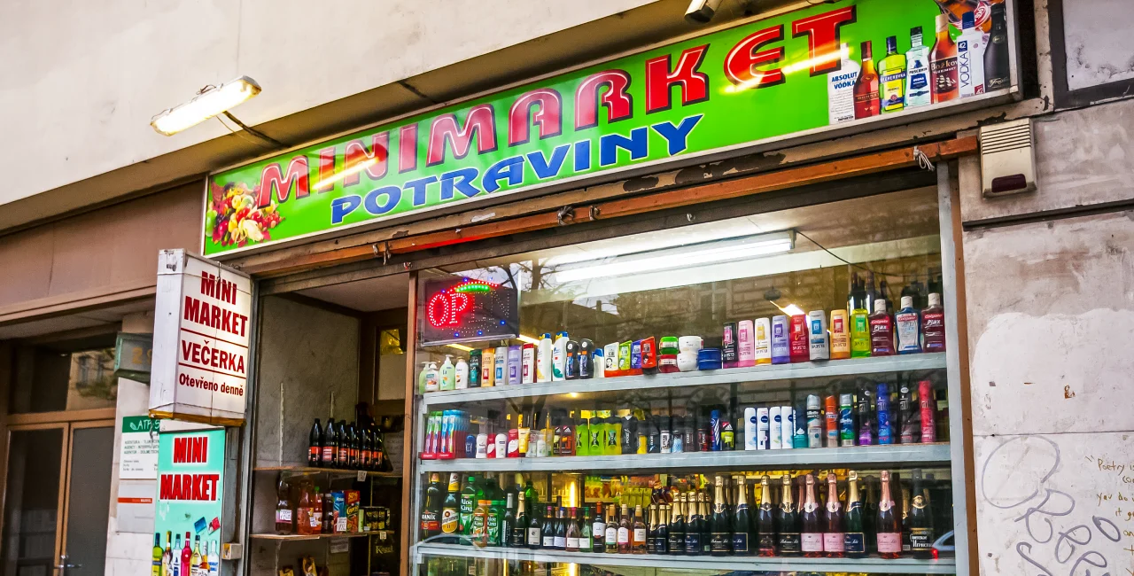 OPINION: Vietnamec or večerka? Why what we call the corner store matters
