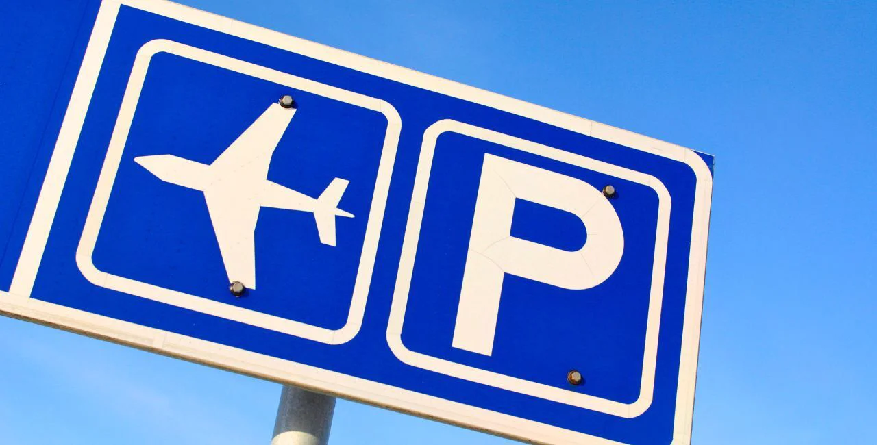 Prague Airport cuts free parking times and changes prices