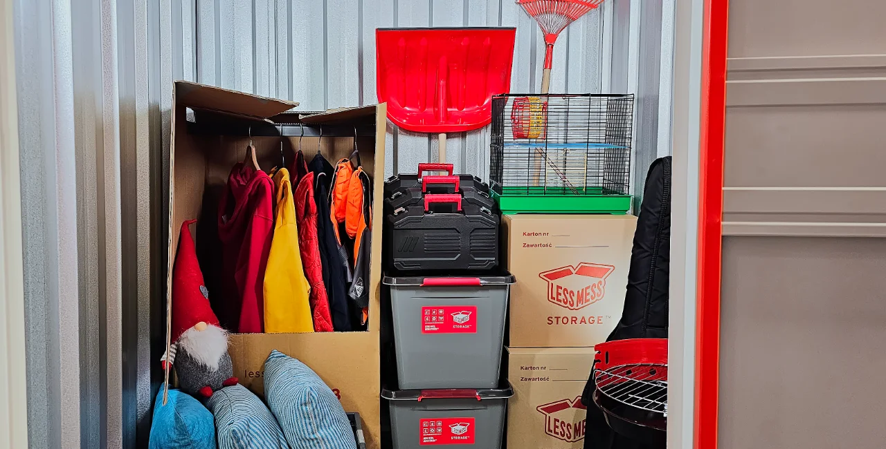 A 'Hotel For Your Stuff': Temporary storage solutions for expats in Prague