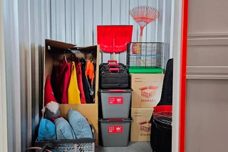 A 'Hotel For Your Stuff': Temporary storage solutions for expats in Prague