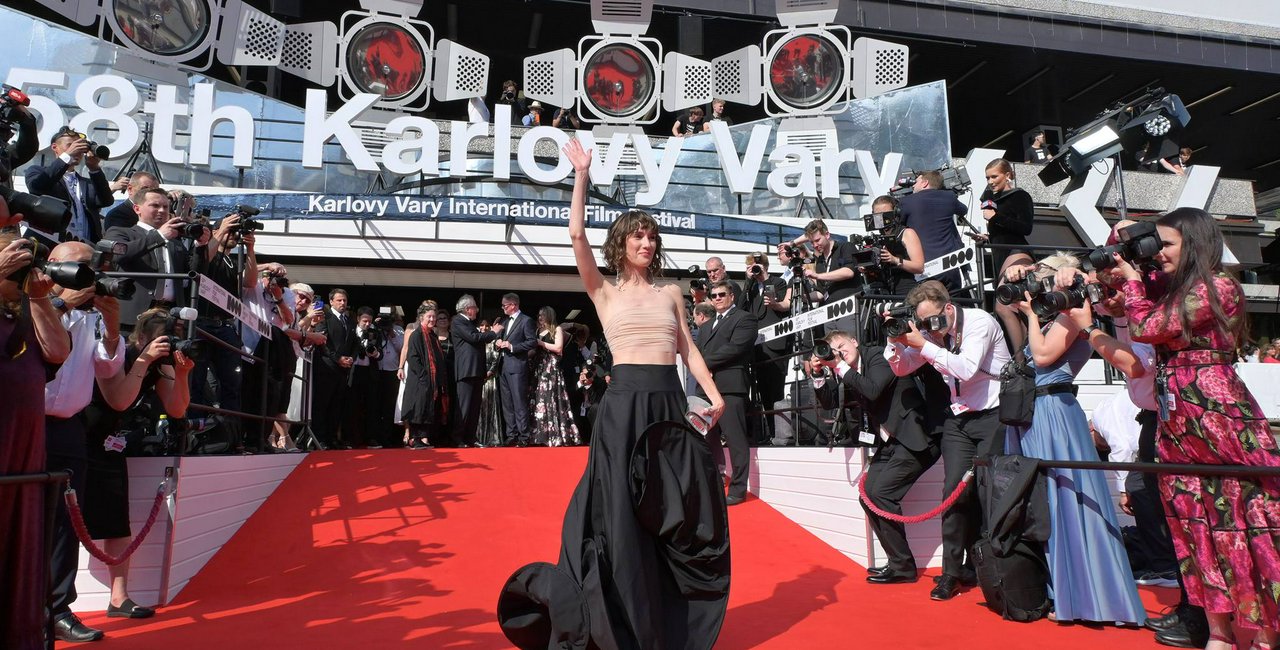 in-pictures-red-carpet-rolls-out-for-start-of-karlovy-vary-film
