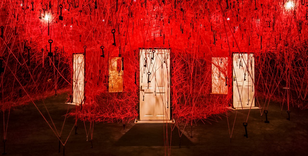 Chiharu Shiota's 'The Unsettled Soul' brings the art of memory and