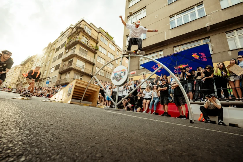 Red Bull Steep Street