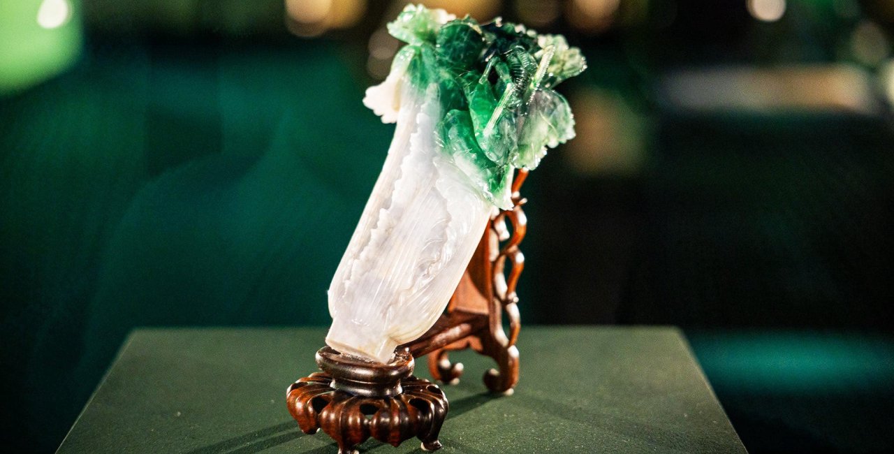 The allure of a hidden treasure