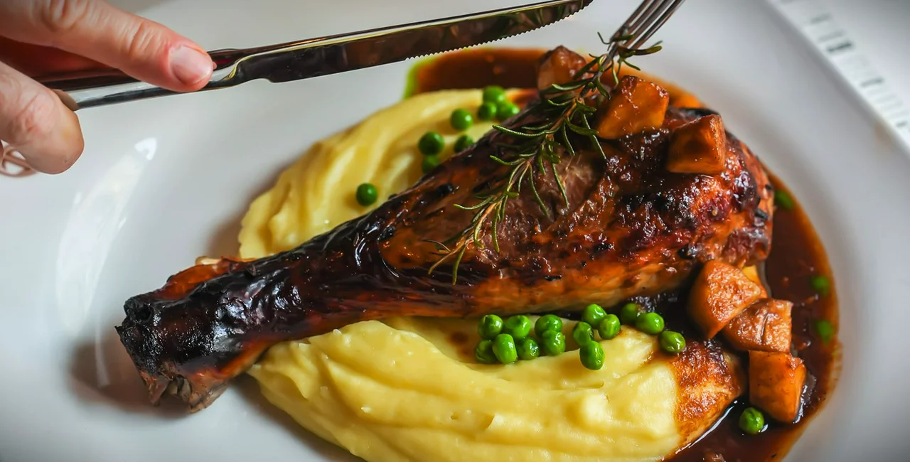 Grab a drumstick: An American-style diner has your last-minute Thanksgiving plans covered