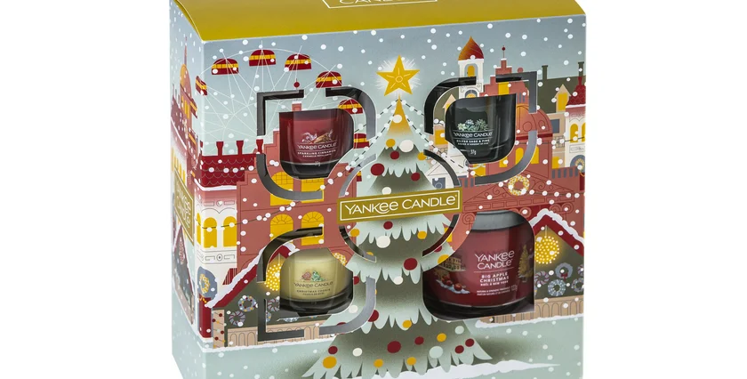 FAOC 11-2025 BEZ Dárková sada svíček Yankee candle, Fashion Arena Prague Outlet, původní cena 739 Kč, outletová cena 515 Kč