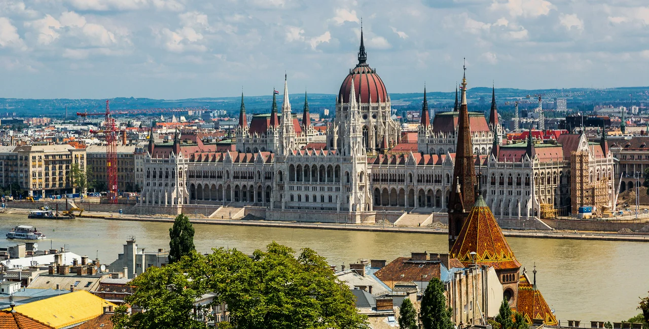 Budapest shutterstock_228840700 CROP1