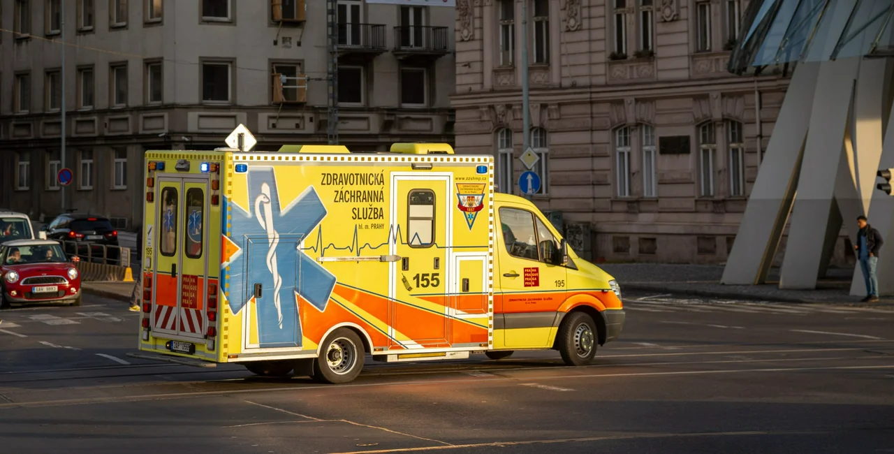 Illustrative image of Czech ambulance. Shutterstock/ArieStudio
