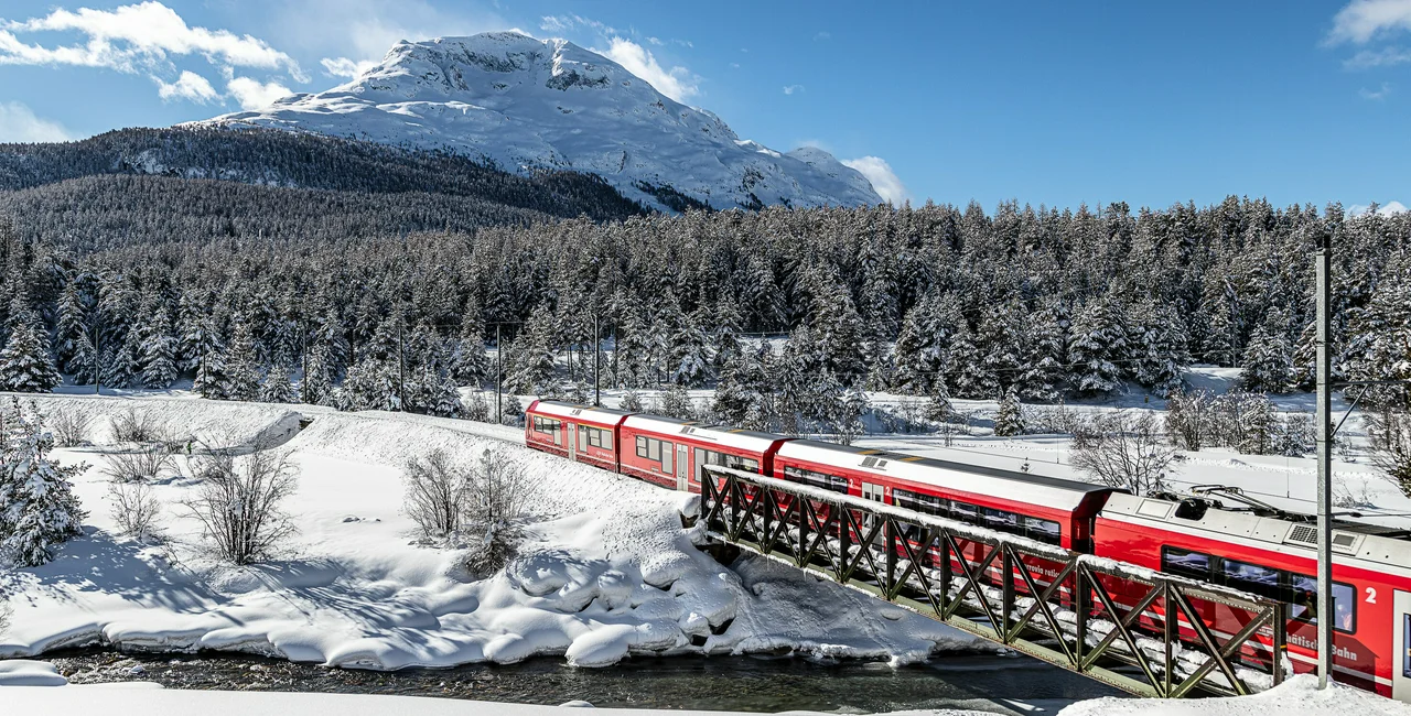 Swiss 01-2026 Regionalzug der RhB bei Punt Muragl (c) Rhätische Bahn AG EDIT1