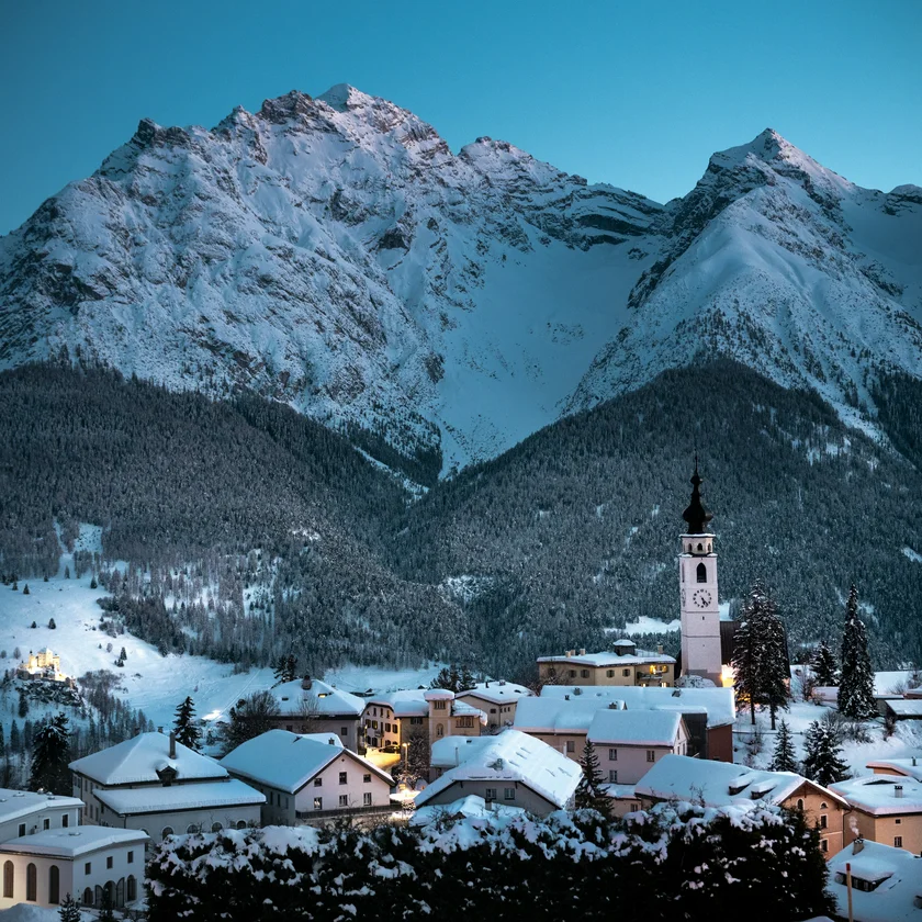 Swiss 01-2026 Scuol, Village Church (c) Switzerland Tourism  Nicole Schafer   kv_scuol-3325 EDIT1 JPG smaller