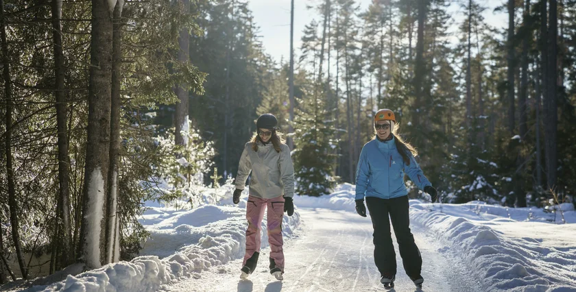 Swiss 01-2026  _9FF4724  Scuol, Eisweg Engadin (c) Switzerland Tourism  André Meier  JPG