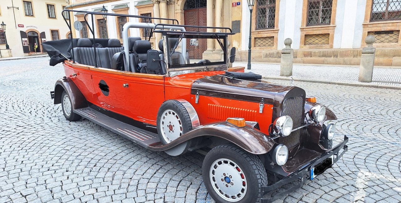 Prague's 'historic' cars in the hot seat: All inspected vehicles failed 2025 checks
