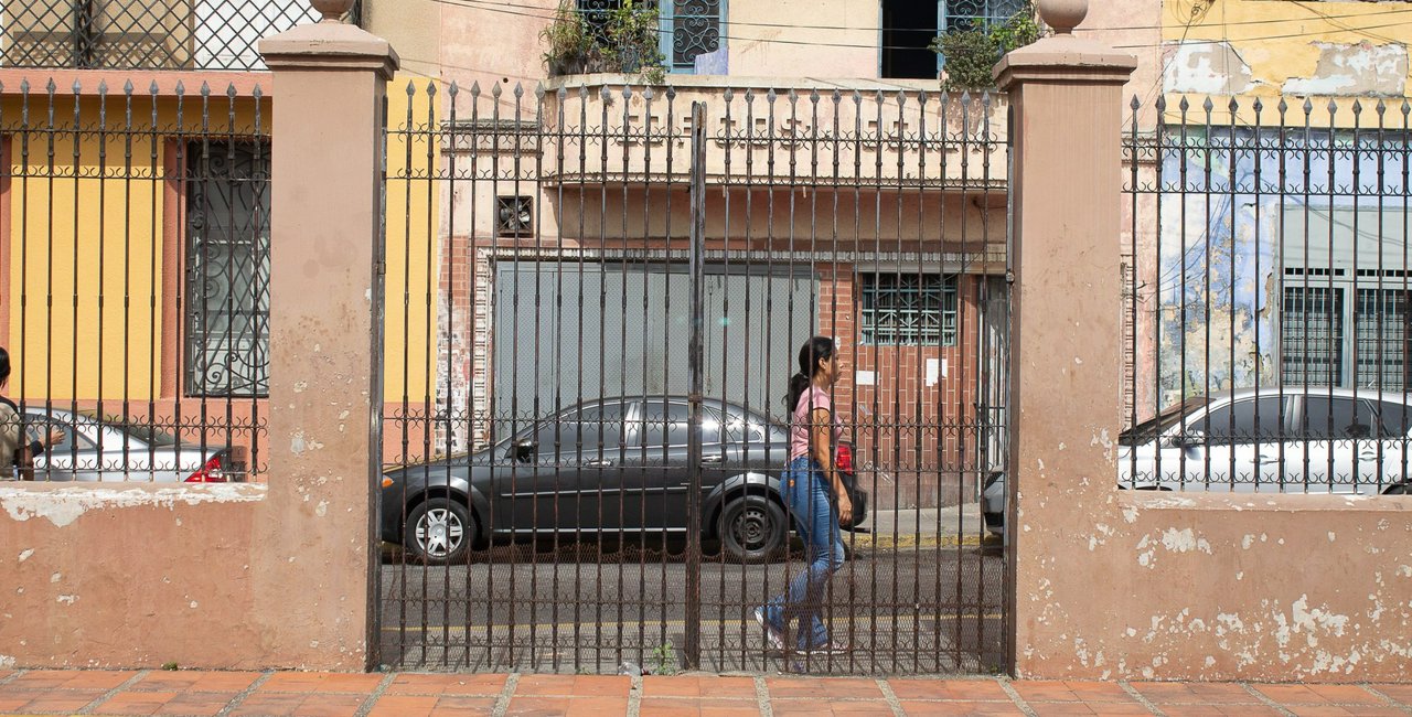 Czech citizen in Venezuelan prison as Prague urges calm after US strikes