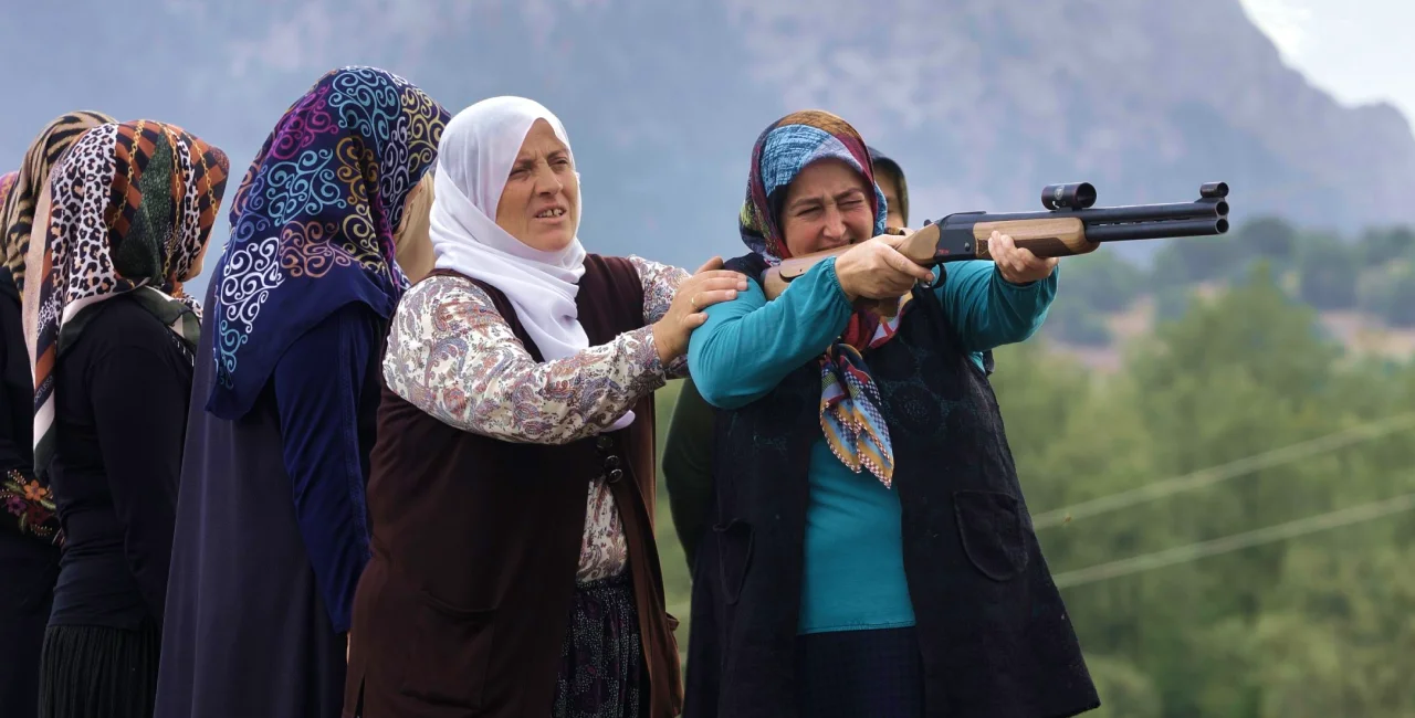 32 Meters sees Turkish women in a small village challenge traditional social roles.