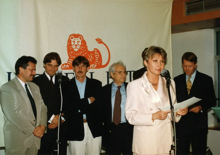 Opening of the Dancing House ((Kasal, Koch, Milunić, Gehry)