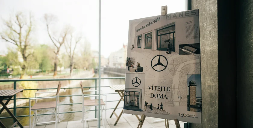Mercedes-Benz Studio