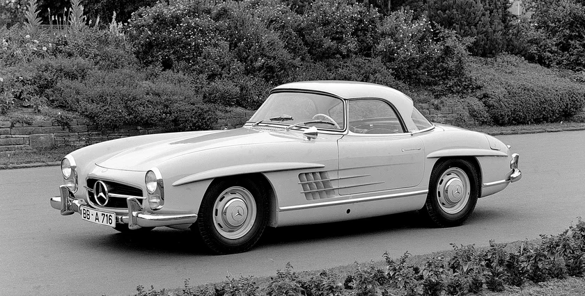 Mercedes-Benz Studio
