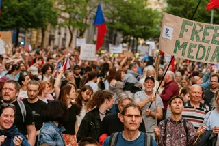 Thousands to join Prague protest in support of Czech Television and Radio