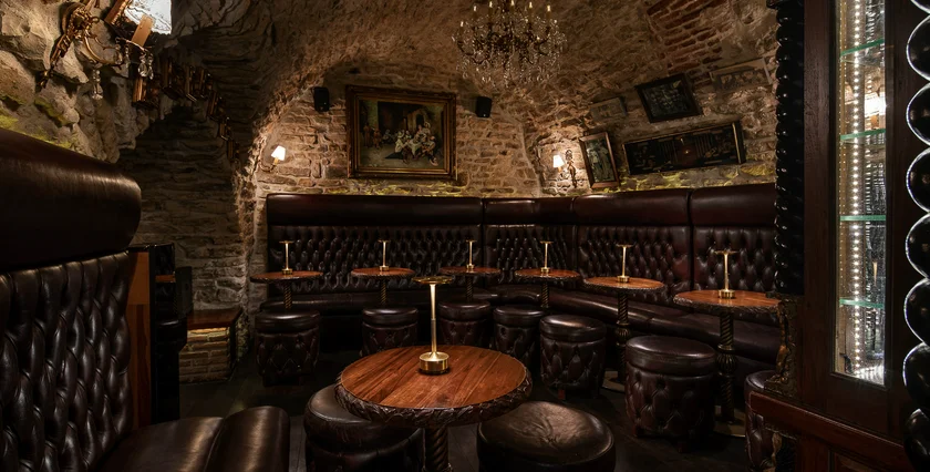Black Angel's Bar