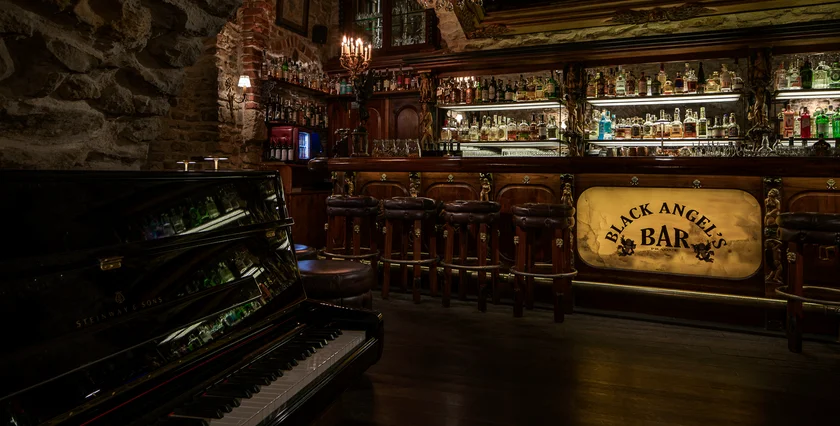Black Angel's Bar
