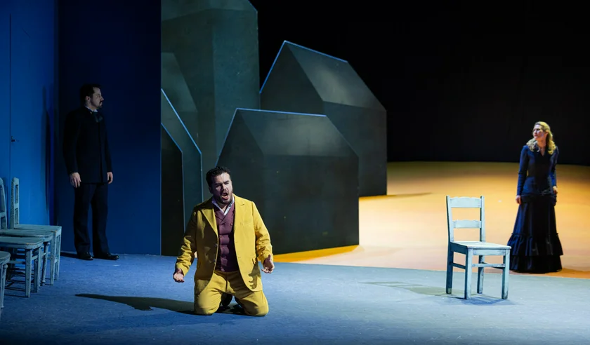 Werther opens at the National Theatre (Photo Pavel Hejny).