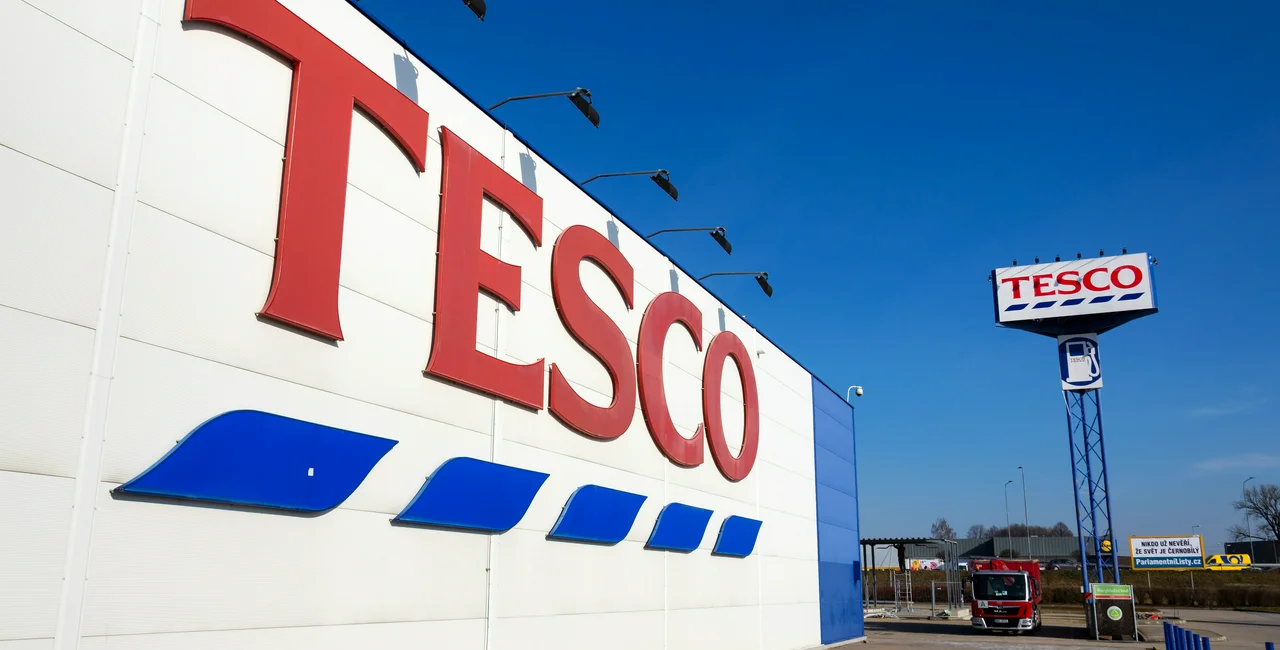 Tesco store in Tabor, Czech Republic: Shutterstock/josefkubes