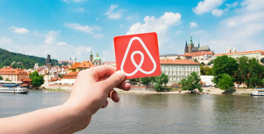 Prague 1 pushes for new Airbnb rules as residents demand more control