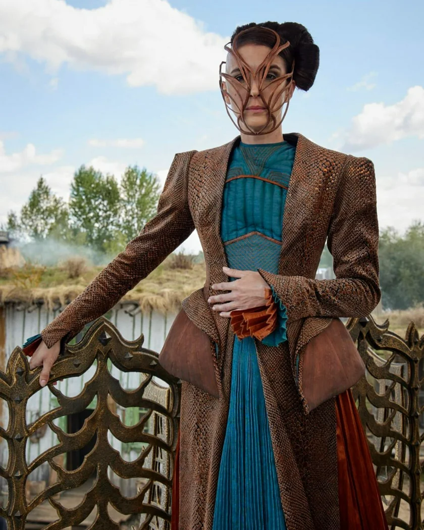 Jessica Boone as Alwhin in Wheel of Time. 