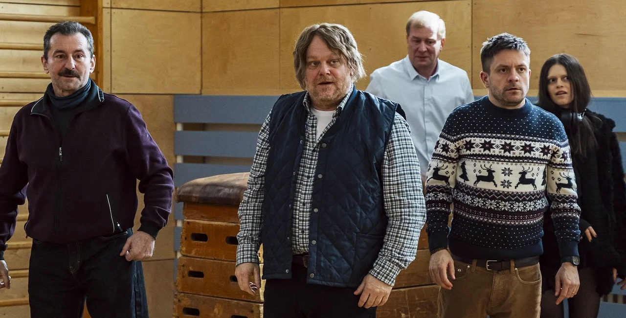 Ondřej Vetchý, David Novotný, Martin Pechlát, Jiří Mádl, and Leona in 6 Grams (2026)