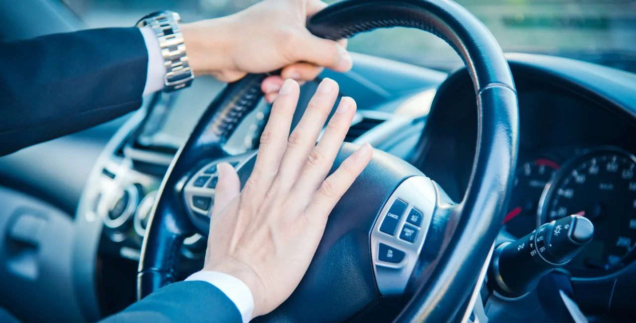 Aggressive driver. Illustrative photo: Shutterstock / PATIWIT HONGSANG