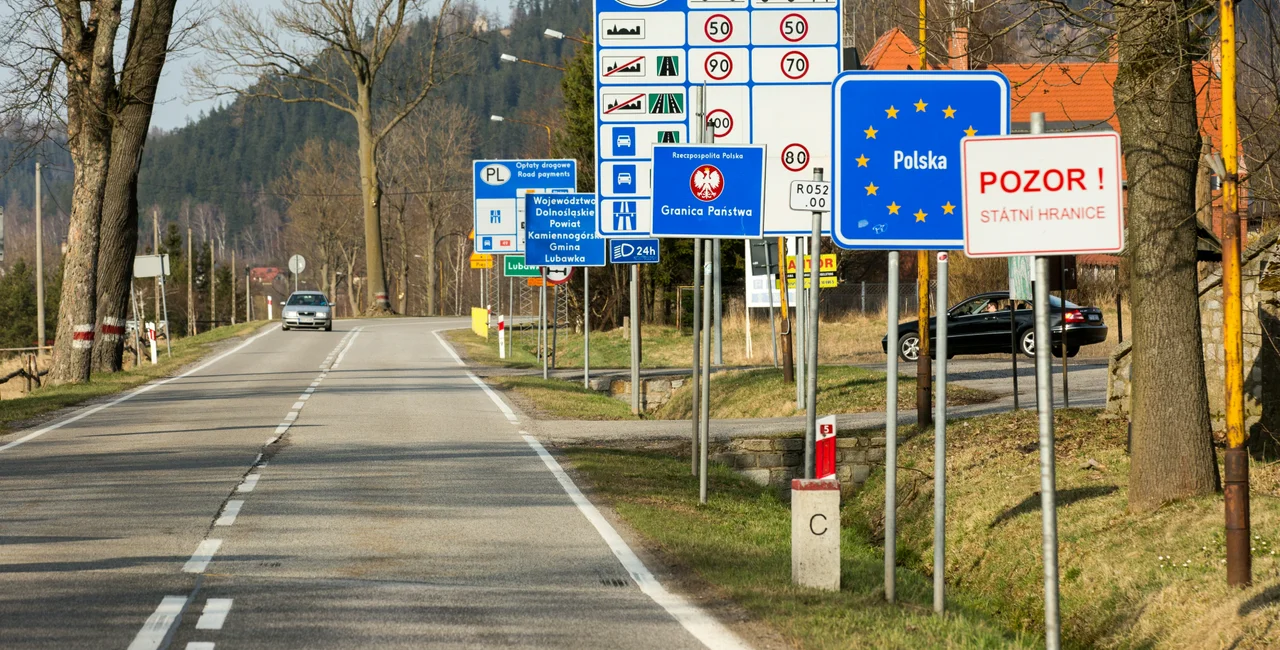 Czech-Polish border. Photo: Shutterstock / Karol Serewis