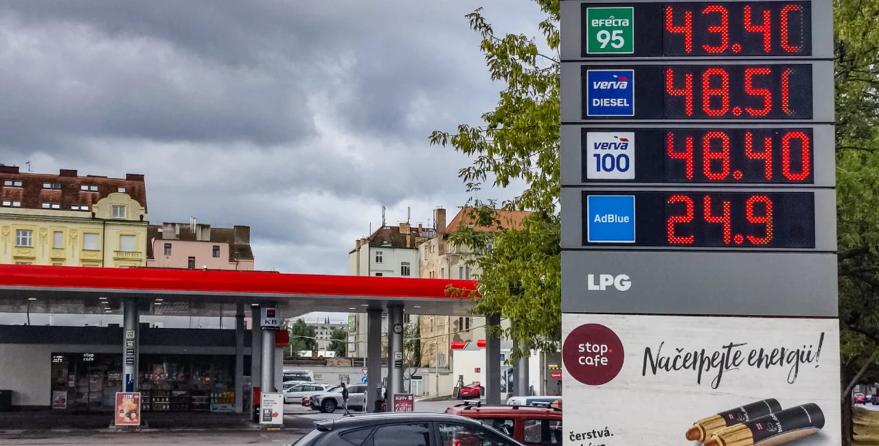 Fuel prices at a Prague petrol station in July 2026. Photo: Moneynetar / Shutterstock.com