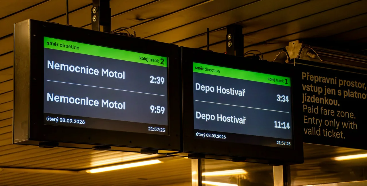 Prague metro departure screens. Photo: Facebook /
