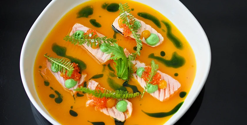 Salmon carpaccio