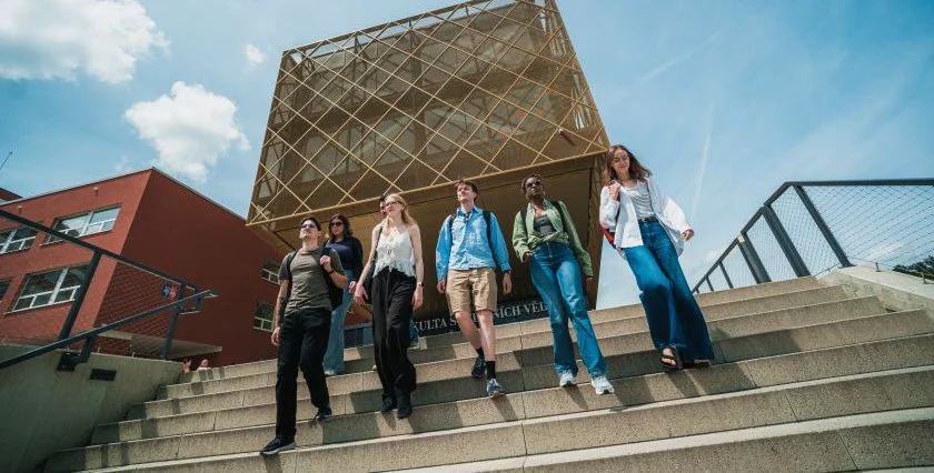 students in front of the Jinonice Campus