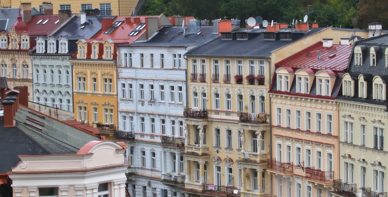 Houses in Karlovy Vary. Photo: Shutterstock / Phish Photography