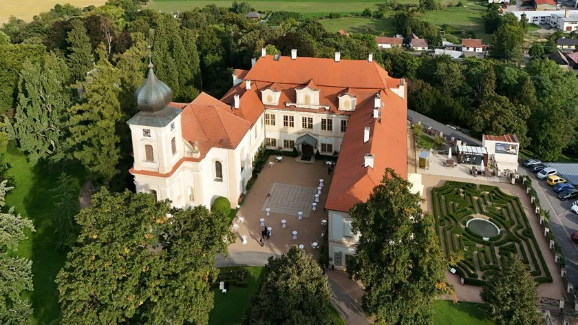 Zámek Loučeň