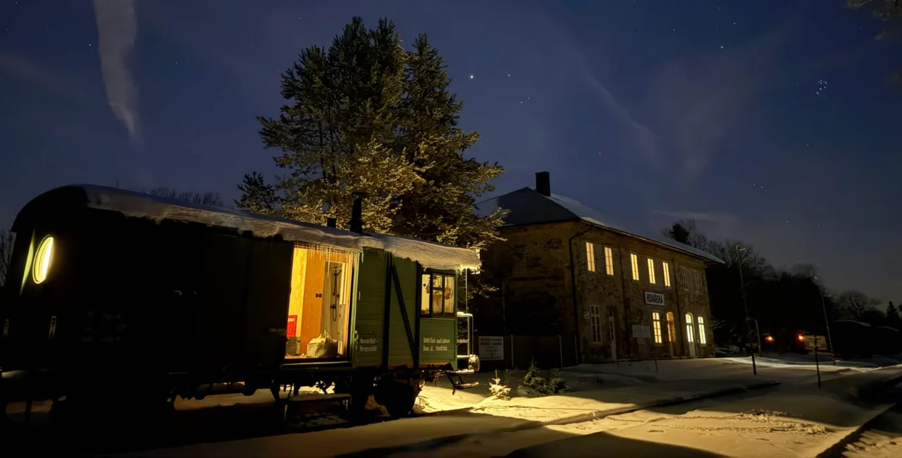 Facebook / Vagony na horách - glamping na krušnohorském nádraží