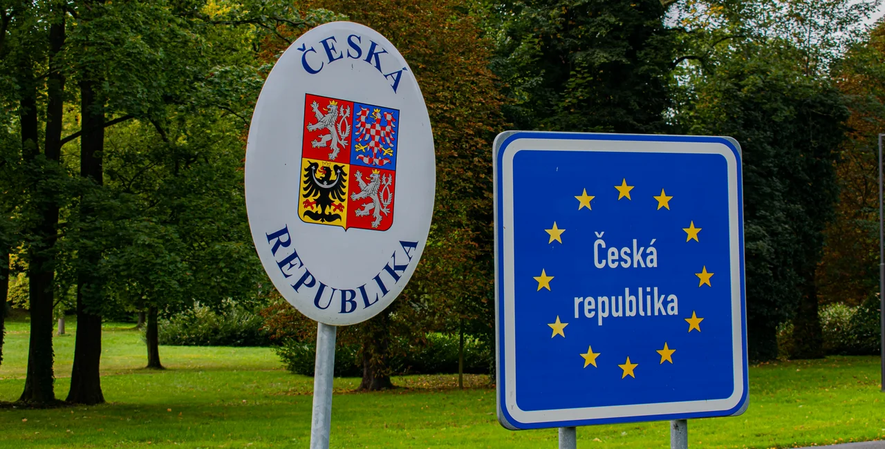 Czech border signs. Photo: Shutterstock / Daniel.Petras14