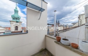 Apartment for rent, 4+1 - 3 bedrooms, 203m<sup>2</sup>