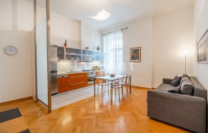 Apartment for sale, 2+1 - 1 bedroom, 82m<sup>2</sup>