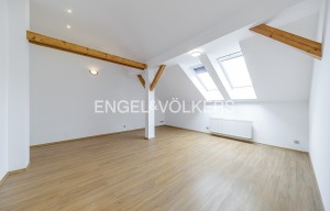 Apartment for rent, 4+1 - 3 bedrooms, 194m<sup>2</sup>