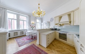 Apartment for rent, 3+1 - 2 bedrooms, 114m<sup>2</sup>