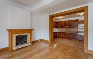 Apartment for rent, 4+kk - 3 bedrooms, 164m<sup>2</sup>